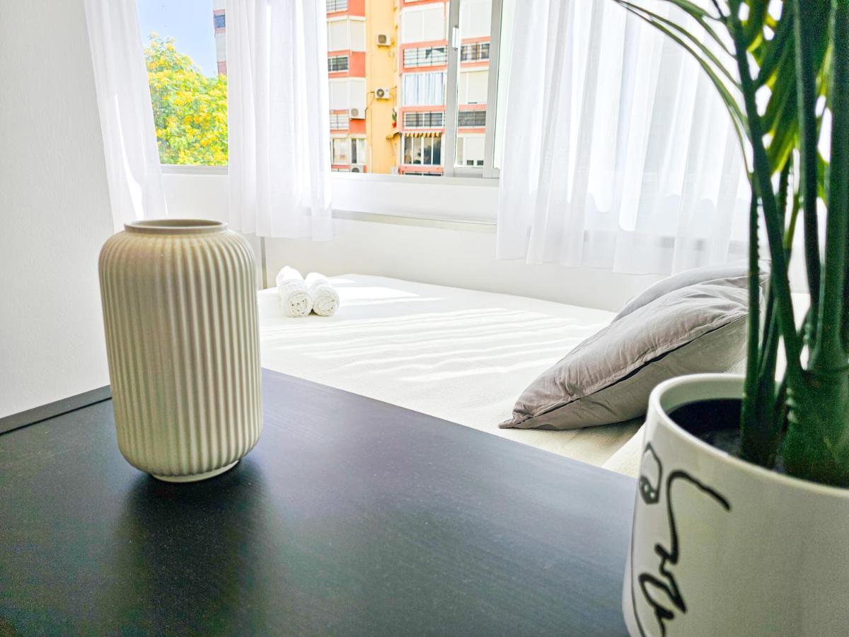 Estudio Vip Mediterraneo - Alojamientos La Torre Torre Del Mar Exteriör bild