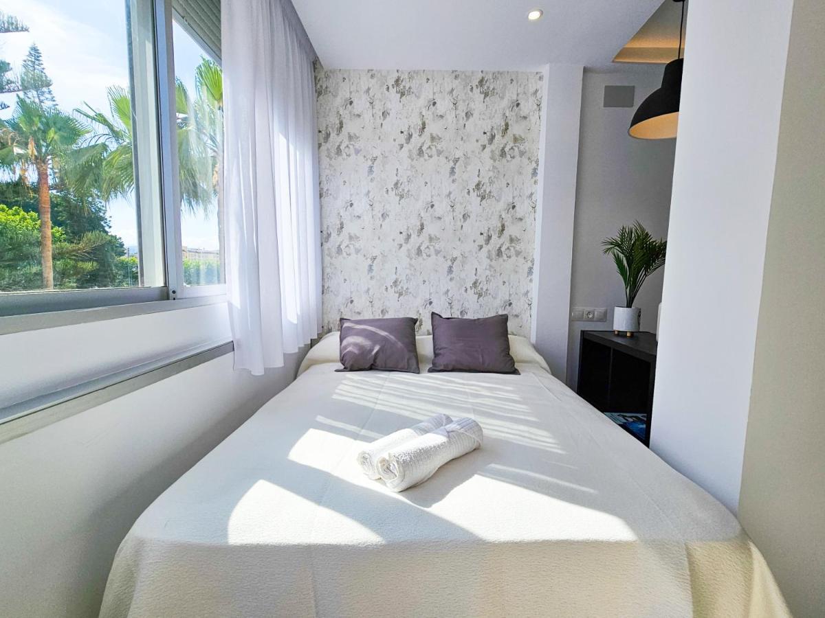 Estudio Vip Mediterraneo - Alojamientos La Torre Torre Del Mar Exteriör bild